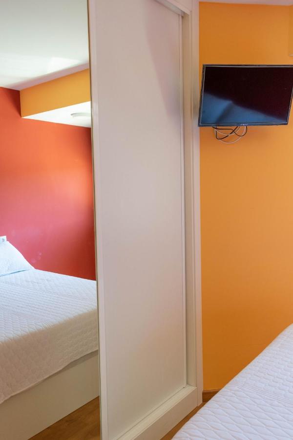Casa Iglesias 2 2 Habitaciones Monforte De Lemos Kültér fotó
